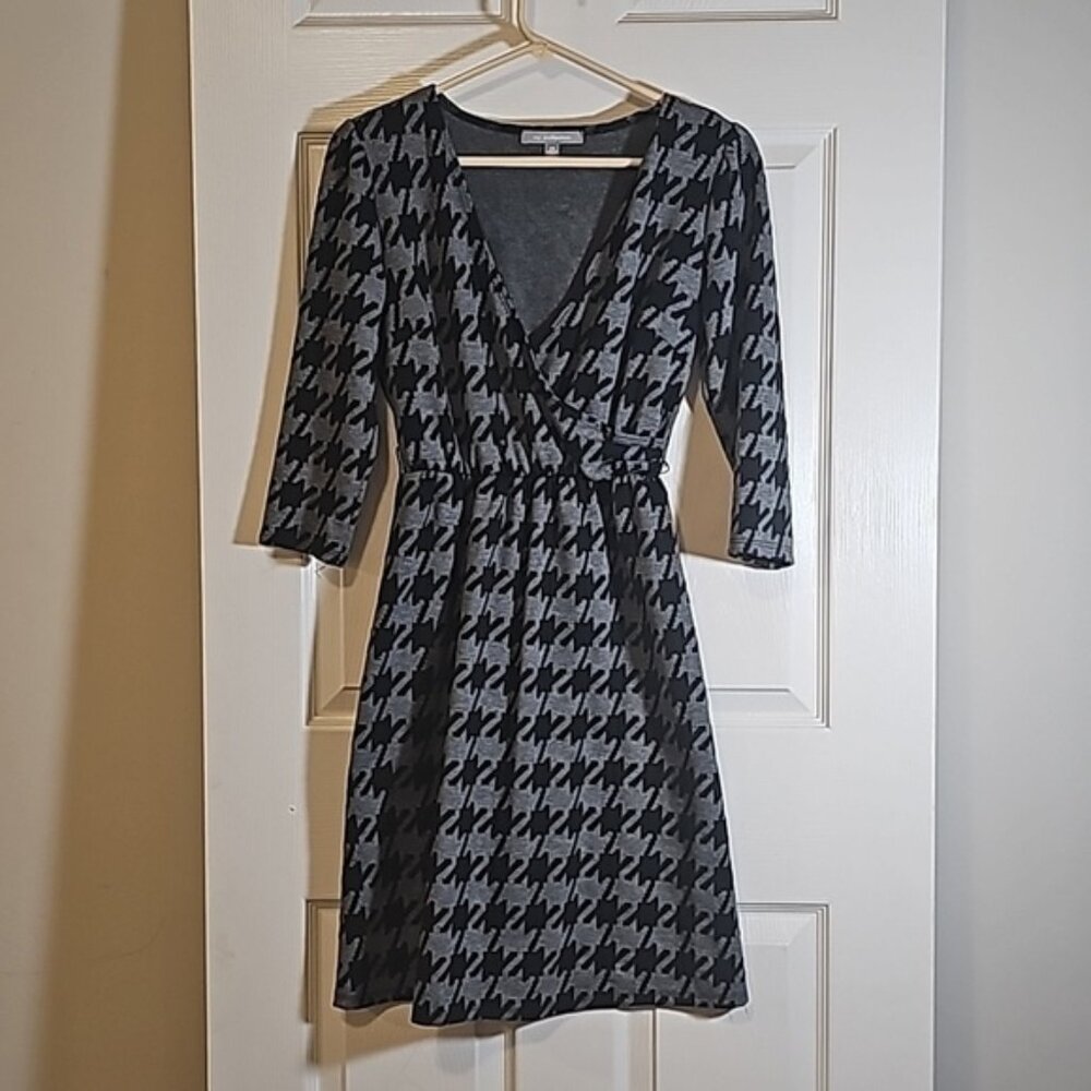 NY Collection Black Gray Houndstooth Long Sleeve Faux Wrap Midi Dress Size XS